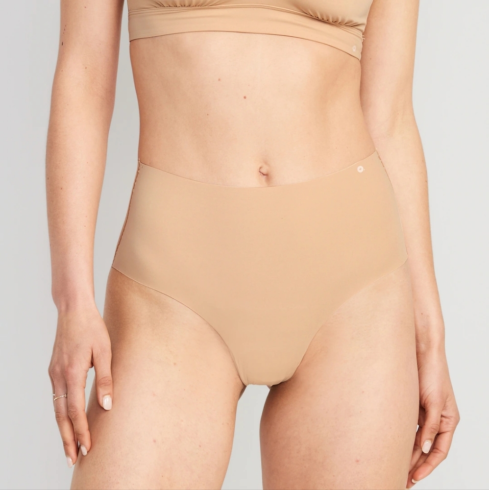 NWT Old Navy ONLY High-Waisted No-Show Brief Underwear Velvet Sand Medium